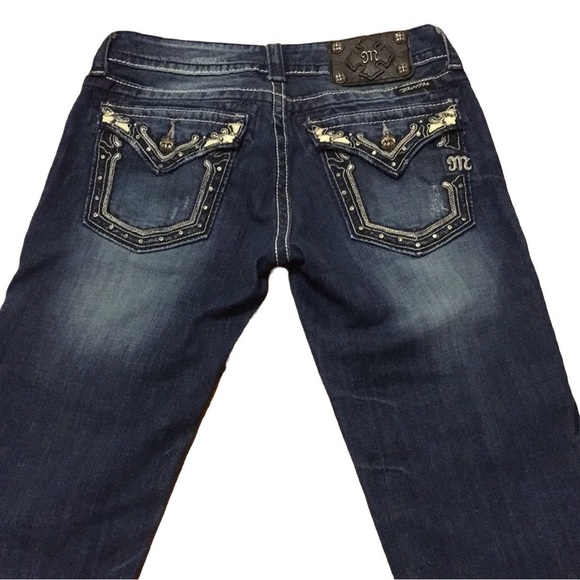 Miss Me Denim Capris - Picture 5 of 8